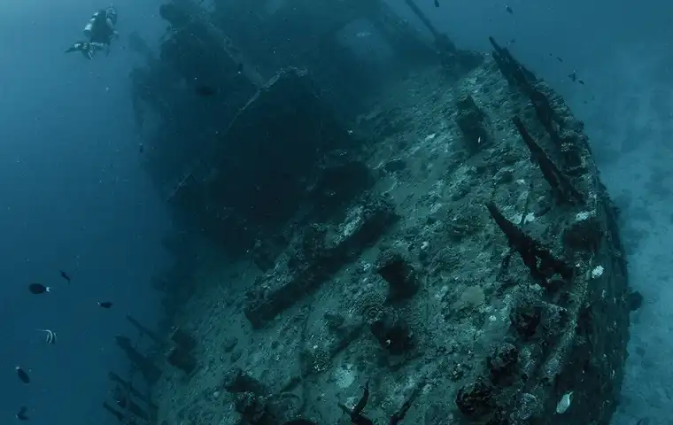Shipwrecks in Maldives